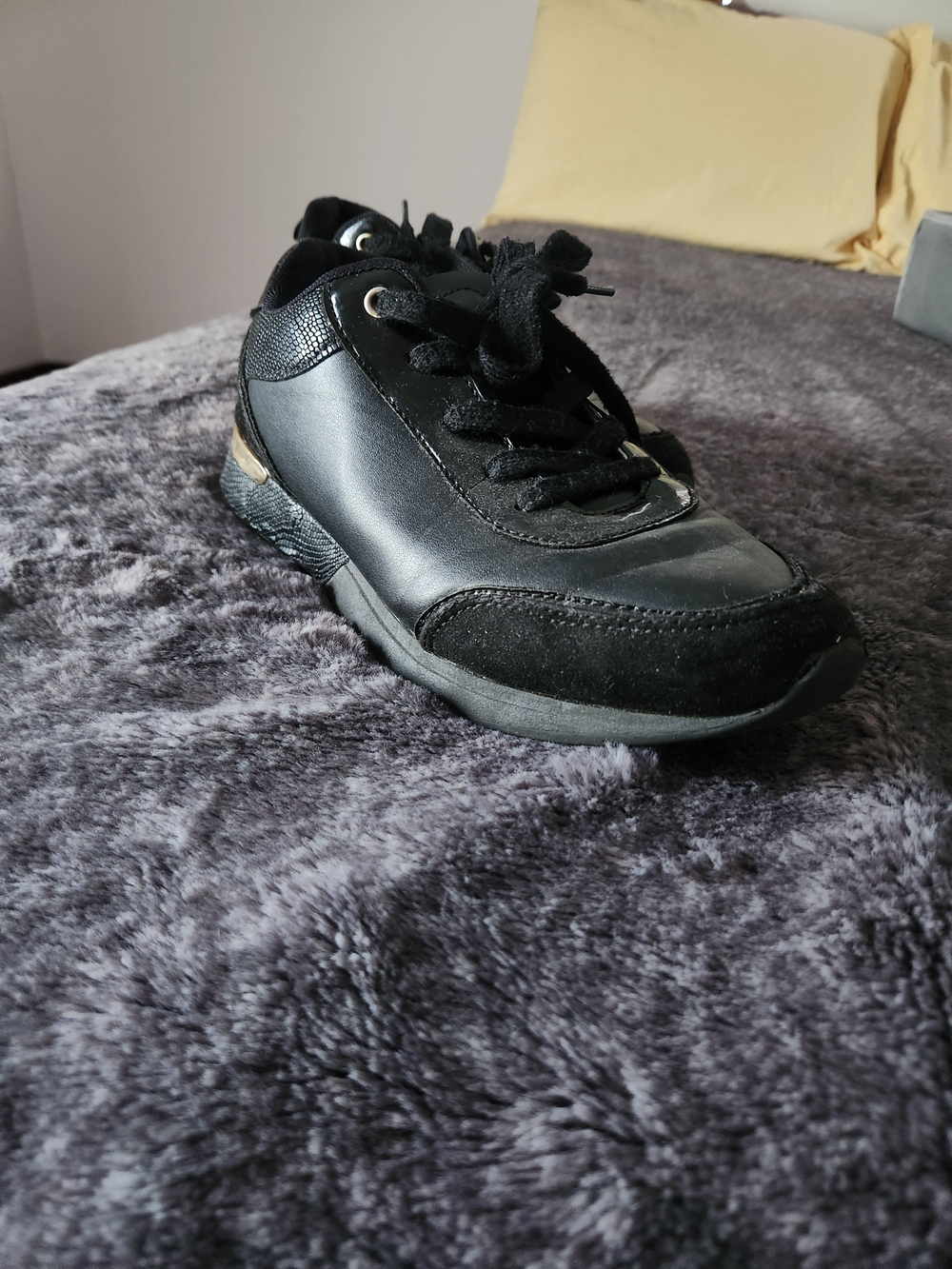 JustFab Black Low-Top Lace-Up Sneaker